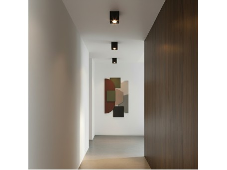 kelvo® AKIRA KLV-101-0028 Κινούμενο Φωτιστικό Downlight Σποτ για Λάμπα MR16 με Ντουί GU10 AC 220-240V IP20 - Μαύρο Ματ - Μ8 x Π8 x Υ10cm