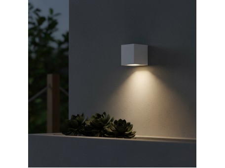 kelvo® BURANO KLV-101-0020 Φωτιστικό Τοίχου / Απλίκα για Λάμπα MR16 με Ντουί GU10 AC 220-240V Αδιάβροχο IP65 - Λευκό Ματ - Μ8 x Π8 x Υ7cm
