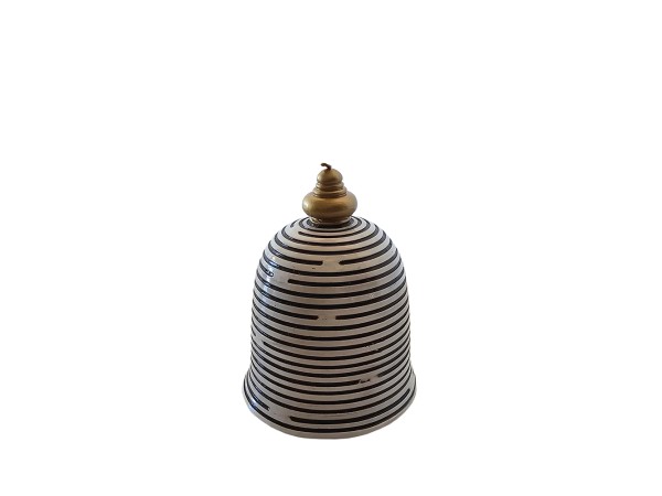 LUCKY CHARM 2025 XMAS ΚΑΜΠΑΝΑ 10x10x12cm POLYRESIN ΜΑΥΡΟ ΛΕΥΚΟ ΧΡΥΣΟ