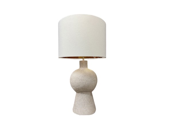 CAPELLE ΦΩΤΙΣΤΙΚΟ ΕΠΙΤΡΑΠΕΖΙΟ 30.7x30.7x55cm POLYRESIN OFF WHITE ΥΦΑΣΜΑ ΛΕΥΚΟ