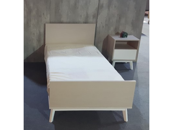 Κρεβάτι από μασίφ ξύλο Αφροδίτη Ημίδιπλο